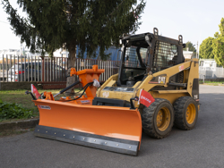 snow plow for up to 3 0 ton skid steer loaders ln 200 m