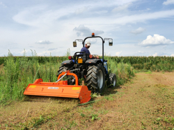 adjustable sideshift flail mower for 60 90hp tractors shredder with hammers mulcher mod tigre 200