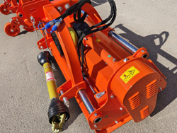 adjustable sideshift flail mower for 60 100hp tractors shredder mulcher cervo 180