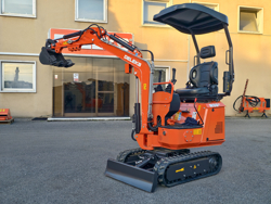 mini excavator m90se
