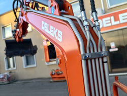 mini excavator m90se