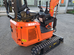 mini excavator m90se