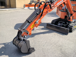 mini excavator 1.1 ton e110