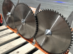circular saw blade attachment for excavators and hedge cutters hrdisc3