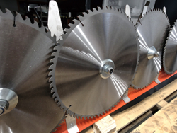 circular saw blade attachment for excavators and hedge cutters hrdisc5