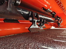 adjustable sideshift flail mower for 60 100hp tractors shredder mulcher cervo 180
