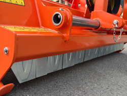 adjustable sideshift flail mower for 60 100hp tractors shredder mulcher cervo 180