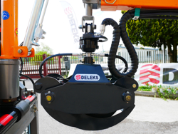 hydraulisk skogskran med timmergrip för montering på traktor crab 3000