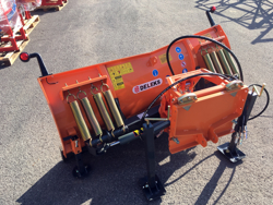 frontalt snöblad med universell platta till traktor ln 200 a