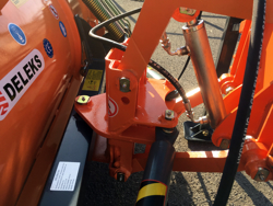 frontalt snöblad med universell platta till traktor ln 200 a