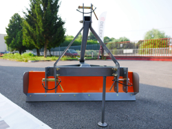 vägskrapa 130cm för bakmontering på traktor mod dl 130