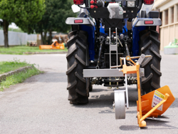 enkel plog för traktor som kubota eller iseki dp 16