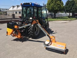 armklippare med skyttelkran til traktor airone 80
