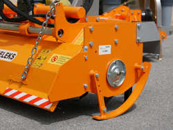 tung jordfräs för traktorer hydraulisk förskjutning dfh idr 135