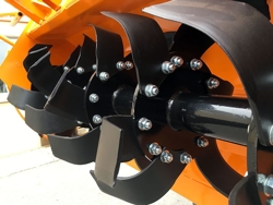 tung jordfräs för traktorer hydraulisk förskjutning dfh idr 180