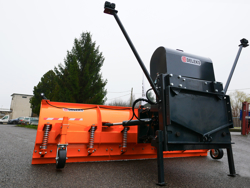 tung snöplog för traktor med universalfäste ssh 04 2 6 a