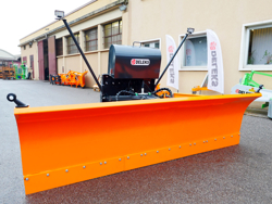 tung snöplog för traktor med universalfäste ssh 04 2 6 a