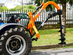 jordborr för traktor med hydrauliskt system l 50h