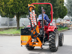 armklippare med skyttelkran til traktor airone 130 tr