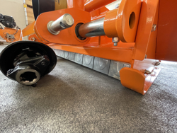 slagklippare med hydraulisk sidoförsjutning för fruktplantage traktorer mod jaguar 170