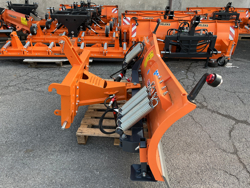 frontalt snöblad med 3 punkts fäste till traktor ln 200 c