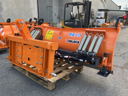 frontalt snöblad med 3 punkts fäste till traktor ln 200 c