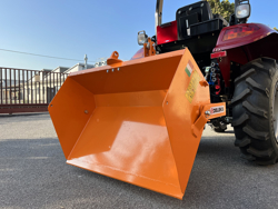 manuell transportskopa med tipp bucket 140 l