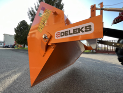 manuell transportskopa med tipp bucket 140 l