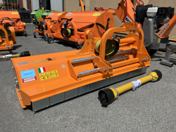 slagklippare med hydraulisk sidoförsjutning leopard 180 sph