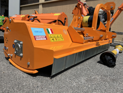 slagklippare med hydraulisk sidoförsjutning leopard 180 sph
