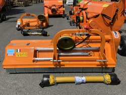 slagklippare med hydraulisk sidoförsjutning leopard 180 sph