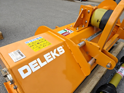 slagklippare 140cm för traktor med justerbar sidoförskjutning och hammarslagor 30 60 hk lincione 140 sp