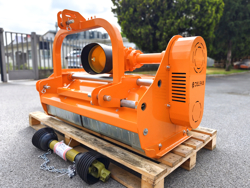 slagklippare 120cm för traktor med justerbar sidoförskjutning och hammarslagor 30 60 hk lincione 120 sp