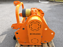 slagklippare 120cm för traktor med justerbar sidoförskjutning och hammarslagor 30 60 hk lincione 120 sp