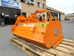 slagklippare 120cm för traktor med justerbar sidoförskjutning och hammarslagor 30 60 hk lincione 120 sph