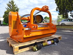 slagklippare 120cm for traktor med justerbar sidoförskjutning och hammarslagor 30 60 hk lincione 120 sph rev