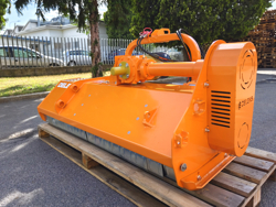 slagklippare 140cm for traktor med justerbar sidoförskjutning och hammarslagor 30 60 hk lincione 140 sph rev