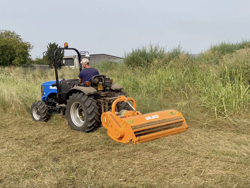 slagklippare for traktor betesputsare med justerbar sidoforskjutning slaghack mod gepard 210