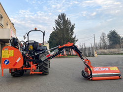 armklippare med skyttelkran til traktor merlo