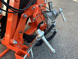 armklippare med skyttelkran til traktor merlo