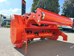 slagklippare för traktor med justerbar sidoförskjutning gorilla 150