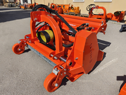 slagklippare för traktor med justerbar sidoförskjutning gorilla 150