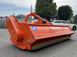 slagklippare med justerbar offset betespussar med hammarslagor för traktorer med 60 90hk tigre 200