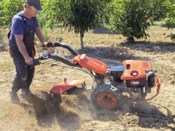 vandbar tvahjulig traktor kama motor